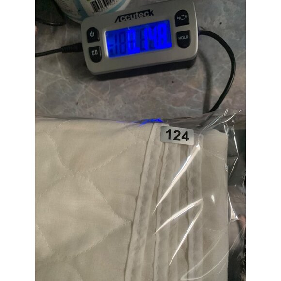 Handmade Once Upon a Time There Were Three Bears Quilted HandStitched Needle Poi - Picture 13 of 13